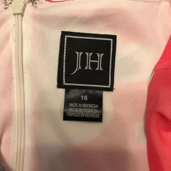 NWOT Floral Sleeveless Maxi Dress Size 16 - Picture 5 of 12